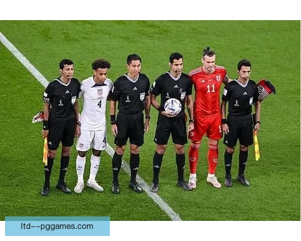 2026世界杯组委会决定每场比赛设立三名候补裁判以加强判罚公正性